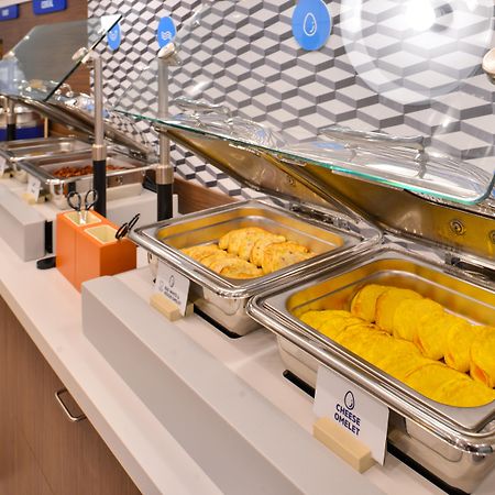 Holiday Inn Express Fairfield By Ihg Екстериор снимка