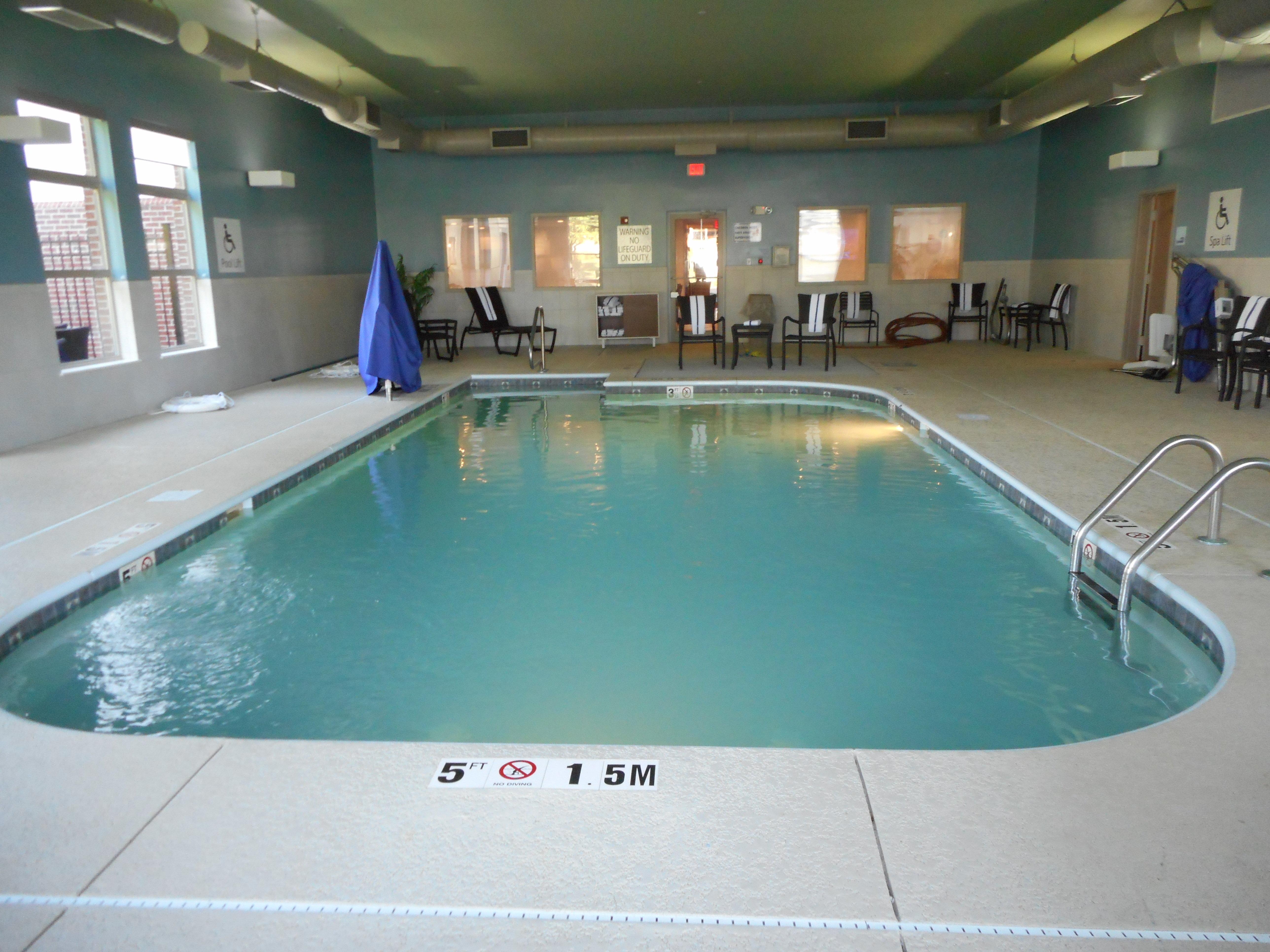 Holiday Inn Express Fairfield By Ihg Екстериор снимка