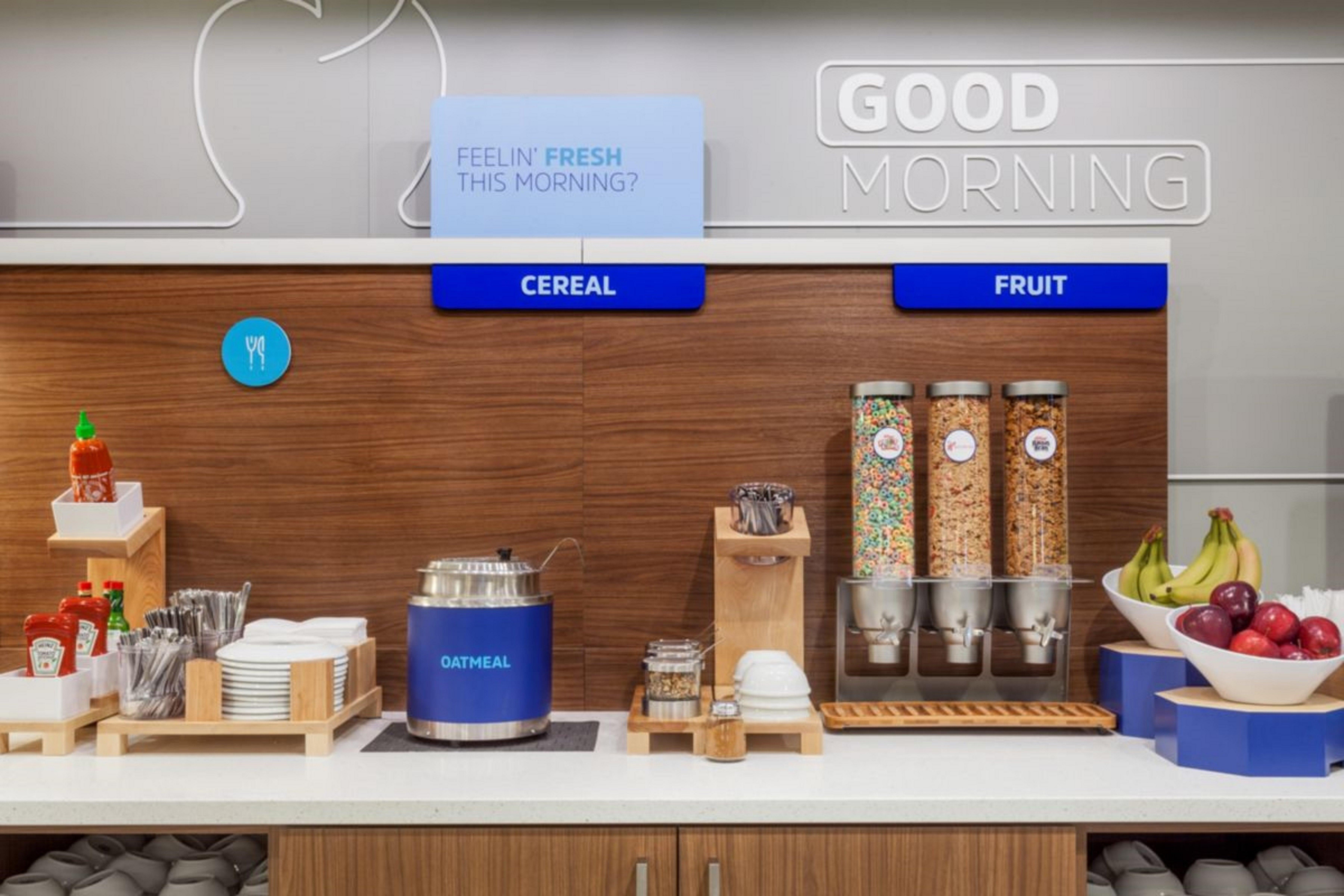 Holiday Inn Express Fairfield By Ihg Екстериор снимка