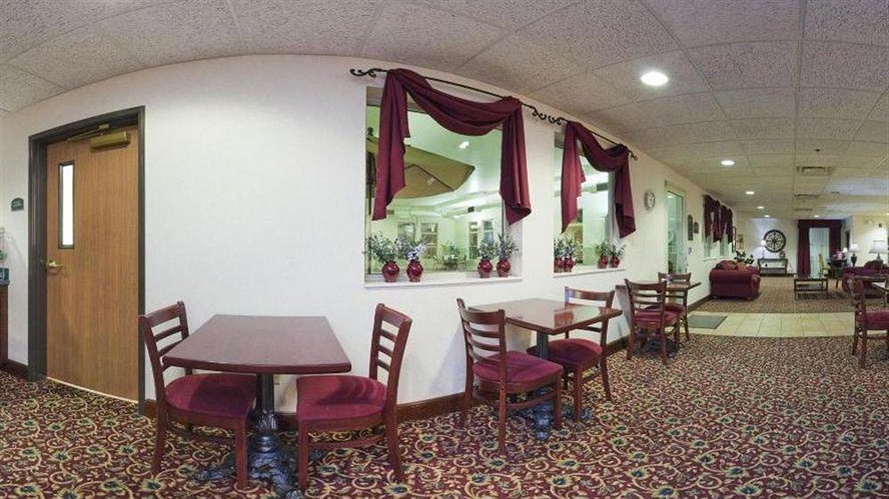 Holiday Inn Express Fairfield By Ihg Екстериор снимка