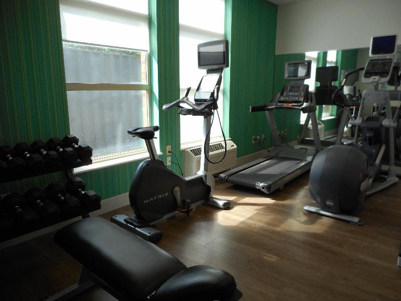 Holiday Inn Express Fairfield By Ihg Екстериор снимка