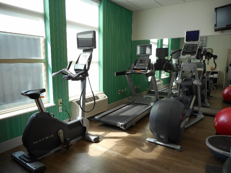 Holiday Inn Express Fairfield By Ihg Екстериор снимка